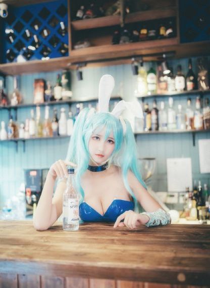 善良的女秘书的目的hd