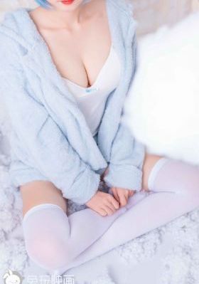 韩国学生的妈妈