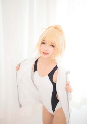 泉水叮咚